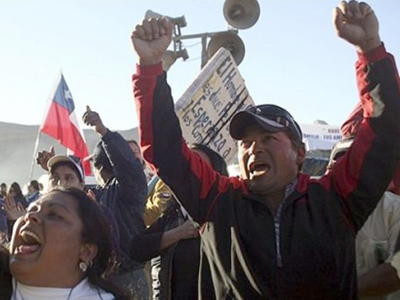 Τα Χριστούγεννα ήρθαν νωρίς για τους «33»